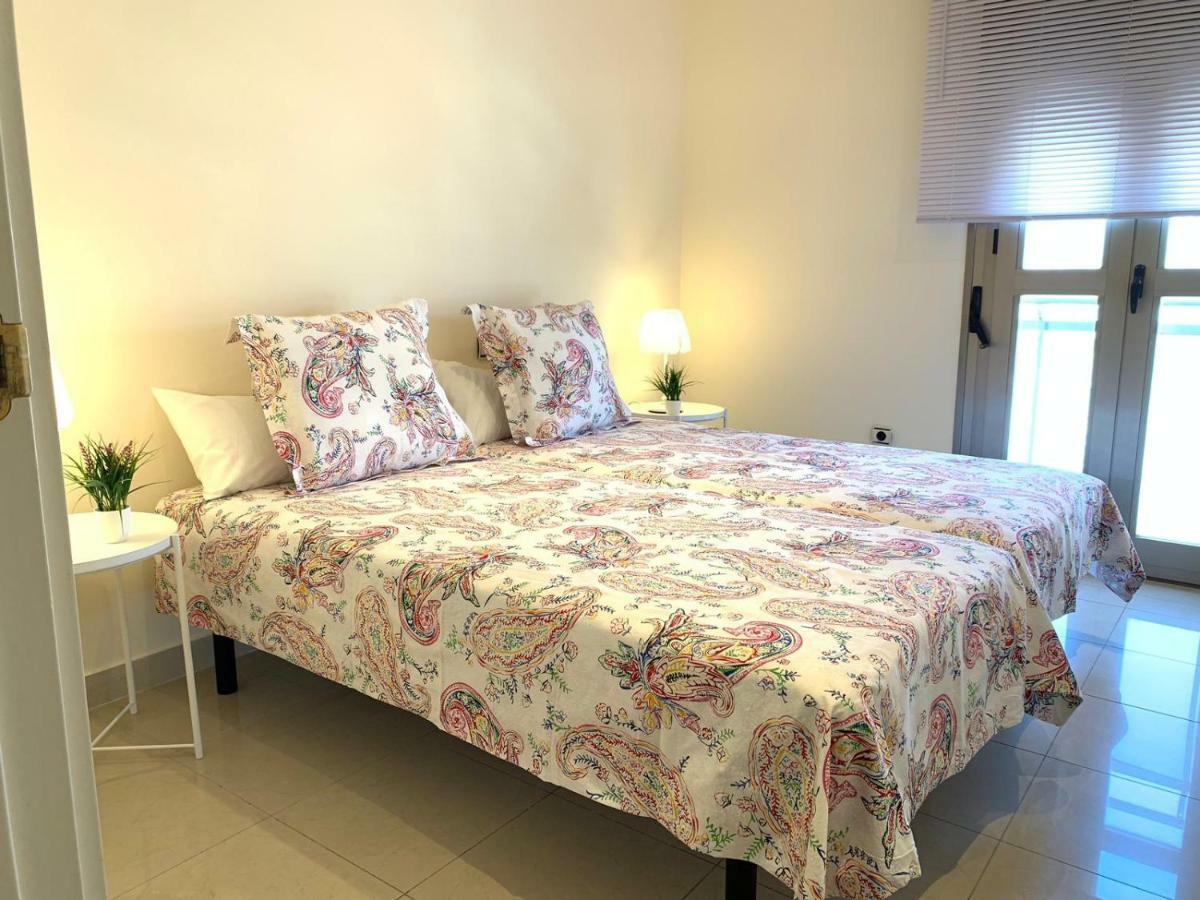 Ferienwohnung Apartamento Primera Linea Málaga Exterior foto